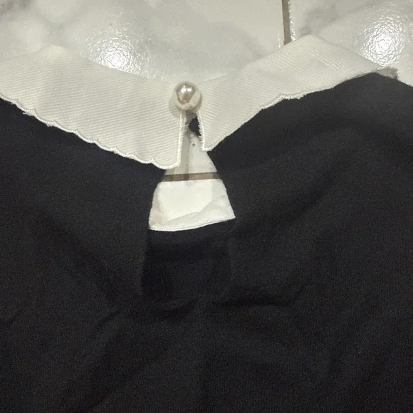 NWT Vilci Milano Women Long Sleeve Sweater With White Colllar Size Small‎ - Picture 6 of 7